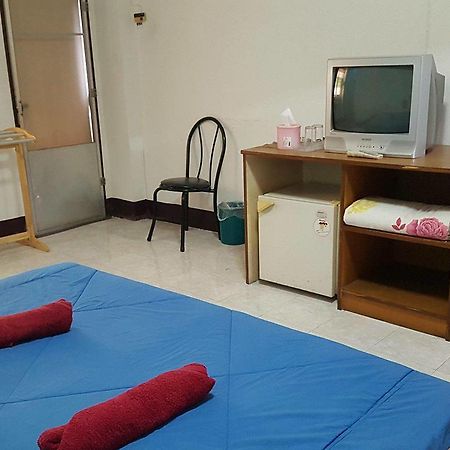 Lp Apartment Sakon Nakhon Exterior photo