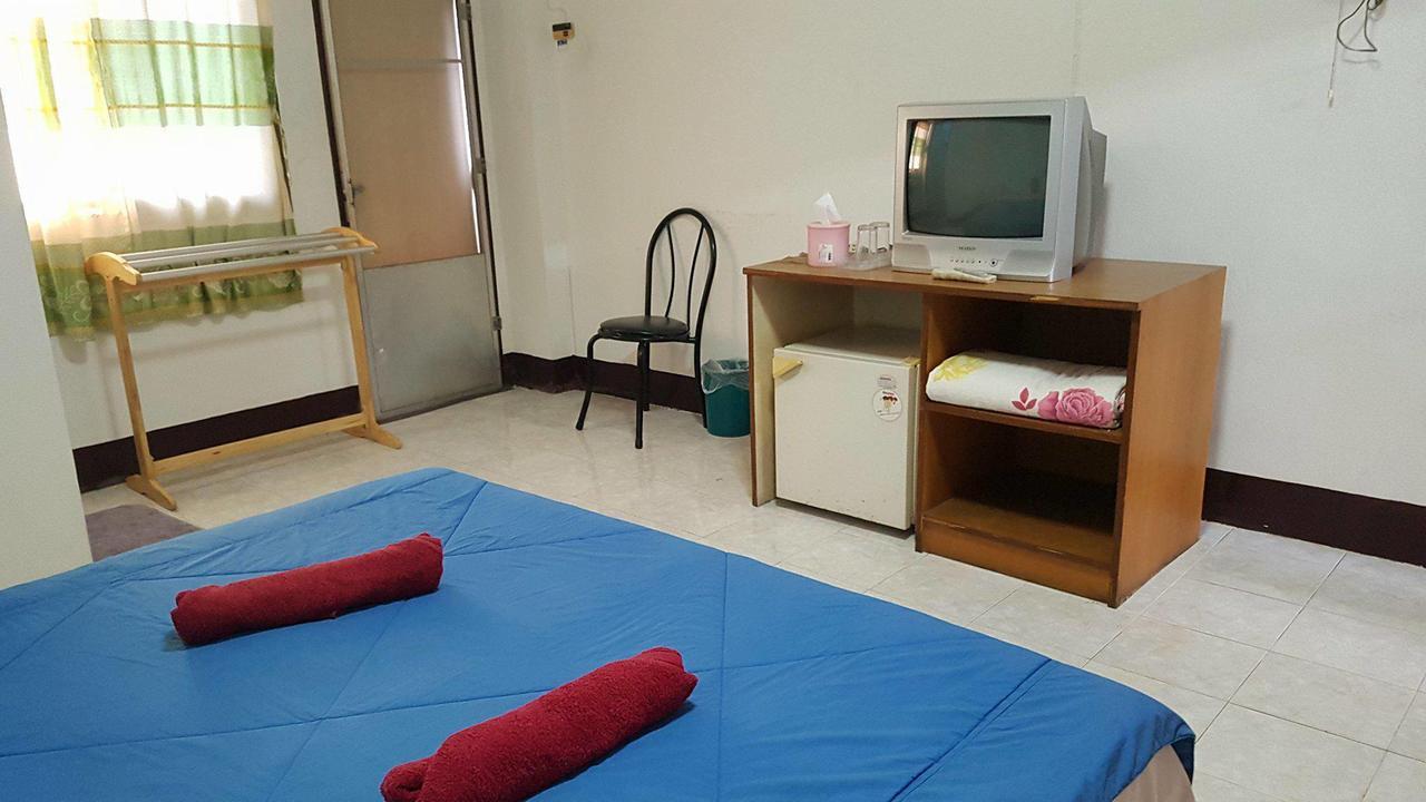 Lp Apartment Sakon Nakhon Exterior photo